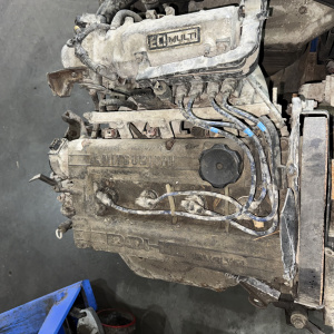 Двигатель Mitsubishi 4G63-QB2164 2WD/4WD 2 вальн DOHC Chariot/RVR N23