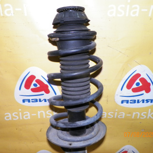 Стойка Toyota NHP10 Aqua перед, лев