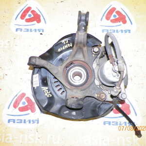 Ступица Toyota NHP10 Aqua перед, лев ABS. В сборе.