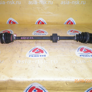 Привод Toyota NHP10 Aqua перед, прав