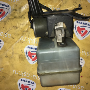 Насос подкачки стоек Toyota Land Cruiser UZJ100/HDJ101