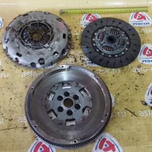 Маховик Mitsubishi BSY Outlander CW8W m/t + корзина 124048810 ( диаметр диска 239 мм. 324052810 ) 415044110