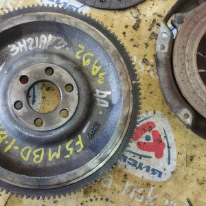 Маховик Mitsubishi 3A90/3A92 Mirage A03A/A05A 2WD m/t + корзина ( диаметр диска 190 мм. ) ( ICP2 ) 1120A266