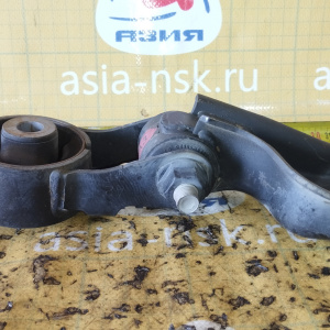 Подушка двигателя Toyota 1NZ-FXE Corolla Fielder NKE165/NHP10 зад низ две части на балку и кпп R ( A2 / 8165H 010 ) 12363-21160 + ( A3 / 12363-33020 )