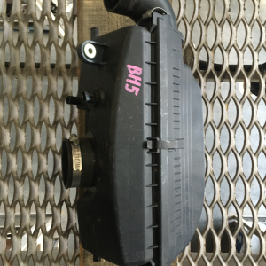 Корпус воздушного фильтра SUBARU BH5/BE5/BH9 EJ2## Legacy