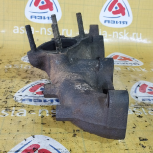 Коллектор выпускной Isuzu 4JG2 Elf ( не турбо. ) ( 960 )