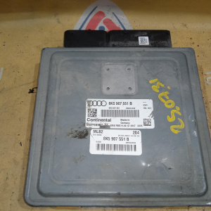 Блок управления двс Audi A5 8T3 CGW '2012 3.0L TFSI 4WD DSG-7 5WP46984 8K5907551B