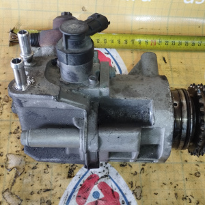 ТНВД Mitsubishi 4P10 Canter + промежуточный вал с шестернёй 0445010512