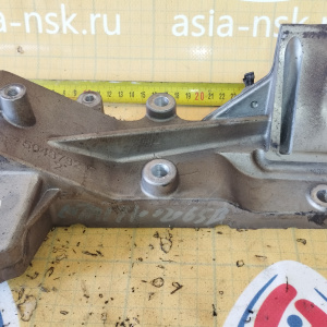 Крепление подушки ДВС Mitsubishi 4P10 Canter FEB перед, прав 504373217 / 166224