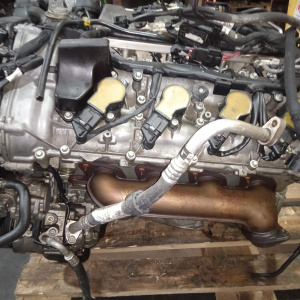 Двигатель Mercedes M-Class M273E55/273.963-30329386 4WD ML500/GL500 без навесного A2730109300 W164/X164 '2008