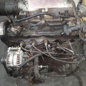 Двигатель Volkswagen Transporter AET-034503 EA153 2.5L R5 4AT 7D '2002