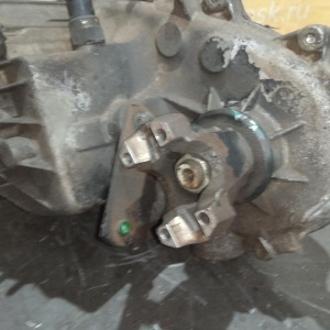 Раздатка Jeep Magnum 318/ELF Grand Cherokee ZJ '1995 5.2L V8 249J/272 52098786