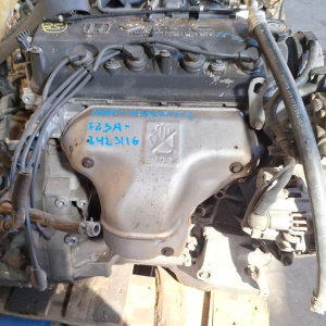 Двигатель Honda F23A-2423116 БЕЗ ТРАМБЛЕРА И КОНДЕРА Odyssey RA7