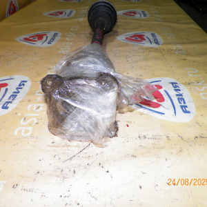 Привод TOYOTA KCH47/VCH10 Granvia/Regius зад, лев ABS 4 болтов дефект пыльника