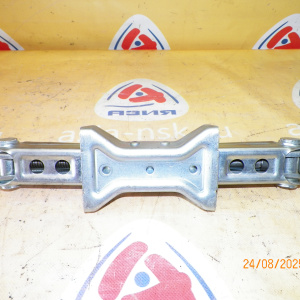 Домкрат Nissan Presage U31 (R1) 1150 кг.