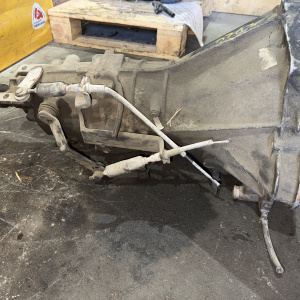 МКПП Nissan LD20 RS5W71C 2WD ПОДУШКА С ВЕРХУ Vanette С22