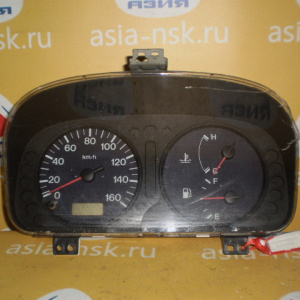 Панель приборов Mazda Bongo SK22 Брак стекла S1B2-B