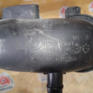 Патрубок интеркулера BMW 13717607941 X1 E84 N20B20A '2012 L левый (датчик отдельно)