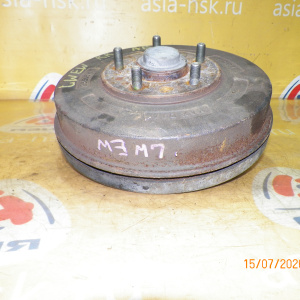 Ступица Mazda LW3W MPV зад, прав 2WD ABS. Барабанные тормоза. В сборе.