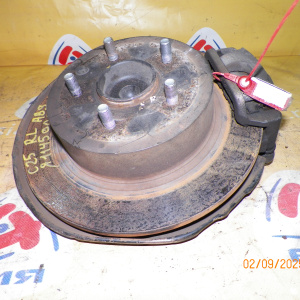 Ступица Nissan C25 Serena зад, лев 2WD ABS. Дисковые тормоза. В сборе. Без рычага.