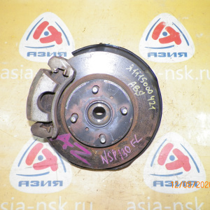 Ступица Toyota NCP131/NSP130/NSP131/KSP130/NHP130/NSP135 Vitz перед, лев 2WD ABS.4шпильки. Диаметр диска-255мм. Толщина-V22.В сборе с диском и суппортом. 432
