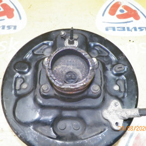 Ступица Toyota QNC20/QNC21 bB зад, лев 2WD ABS. Барабанные тормоза. В сборе. Дефект датчика ABS. 42410-B1030.42431-B1020.42431-B1021
