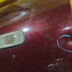 Крыло NISSAN Bluebird Sylphy G10 '2003-2005 перед, лев Дефект