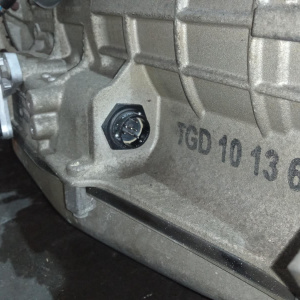 АКПП Land Rover Discovery 94D 4.0L V8 4AT 4WD ZF 4HP22 без раздатки TGD101360 LT/L318 '2004