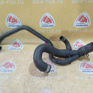 Патрубок радиатора Land Rover PEH000080 Discovery LT/L318 94D '2004 4.0L V8 от термостата к помпе