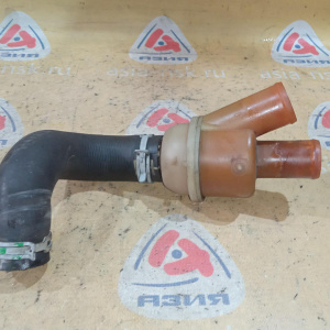 Корпус термостата Land Rover PEM100990 Discovery LT/L318 94D '2004 4.0L V8 с патрубком PCH119020