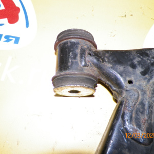 Рычаг Toyota GRX120/GRS180 Mark X/Crown Majesta перед, прав в