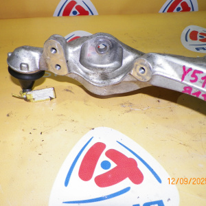 Рычаг Nissan Y51/KY51 Fuga перед, лев н 2WD Не большой люфт.