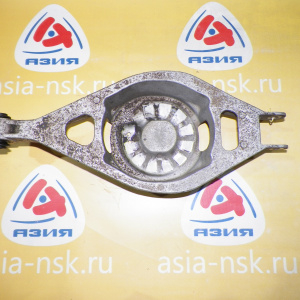 Рычаг Nissan Y50 Fuga R н Под пружину.Плавающий сайлентблок.