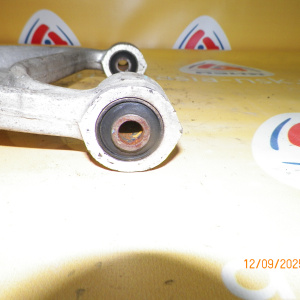 Рычаг Nissan/Infiniti Y50 Fuga#M35 зад, лев в