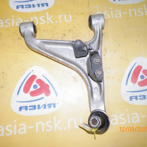 Рычаг Nissan Y51 Fuga зад, лев в