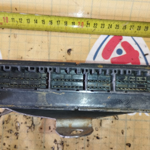 Компьютер Mitsubishi Delica MK387744 / E6T01171 4M40-TE PD8W