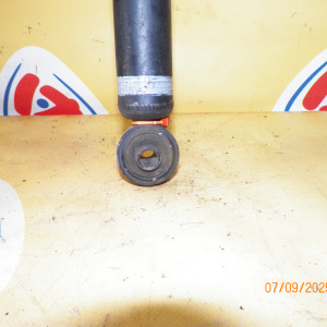 Амортизатор Toyota QNC20/QNC21 bB R