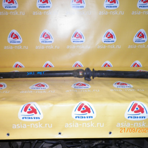 Кардан SUBARU SHJ Forester FB20B 4WD m/t На крестовине. Длина передней части от середины крестовины до подвесного подшипника-60.5см.