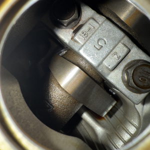 Двигатель Mazda ZL-DE-407284 4WD БЕЗ ГЕНЕРАТОРА  ПРОБЕГ 100 Т КМ Familia BJ5W-317076