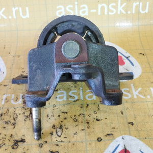 Подушка двигателя Nissan QG15 Bluebird Sylphy QNG10/Y11/FNB15 4WD со шпилькой перед, прав 11211-4M720 / 112106N120