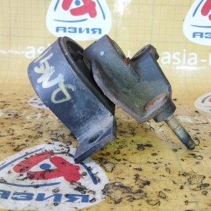 Подушка двигателя Nissan QG15 Bluebird Sylphy QNG10/Y11/FNB15 4WD со шпилькой перед, прав 11211-4M720 / 112106N120