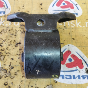 Подушка двигателя Nissan QG18 AD/Wingroad/Sunny WHNY11/B15 4WD зад. ДЕФЕКТ R 11211-AD200 / 11320WD101