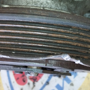 Компрессор кондиционера Nissan QR20/QR25 X-Trail/Primera NT30/P12 ДЕФЕКТ ПРОВОДА И ШКИВА 92600-AU010/-AU01A