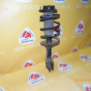 Стойка SUBARU SF5 Forester перед, лев Трещины на опоре.