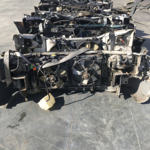 Ноускат Mazda Premacy CP8W '1999-2001 a/t с габаритами ф.P0286