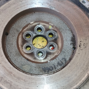 Маховик TOYOTA 7K-E Lite Ace Noah/Town Ace Noah KR42 m/t ПРОБЕГ 44 т.км. + корзина ( диаметр диска 212 мм. ) 13405-09010