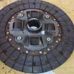 Маховик TOYOTA 7K-E Lite Ace Noah/Town Ace Noah KR42 m/t ПРОБЕГ 44 т.км. + корзина ( диаметр диска 212 мм. ) 13405-09010