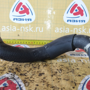 Патрубок  радиатора Toyota 16571-64320 Corolla CE100/CE113 3C-E R н F низ