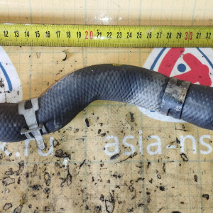 Патрубок  радиатора Suzuki 1785180A00 Jimny JB43W M13A н низ на радиатор ( 1 часть )