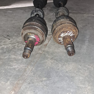 Привод Honda RF1, RF2, RH1, RH2 Stepwgn/S-MX перед, прав ABS дефект пыльника